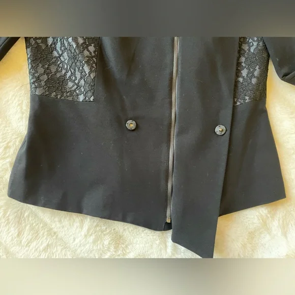 Cache Jacket. - Picture 10 of 15